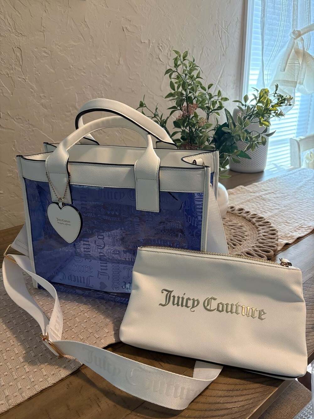 Juicy Couture Beachin Clear Purple Tote Crossbody Bag with Pouch